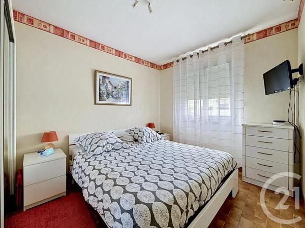 Maison à vendre  5 pièces - 144,07 m 2   MAUGUIO CARNON  - 34