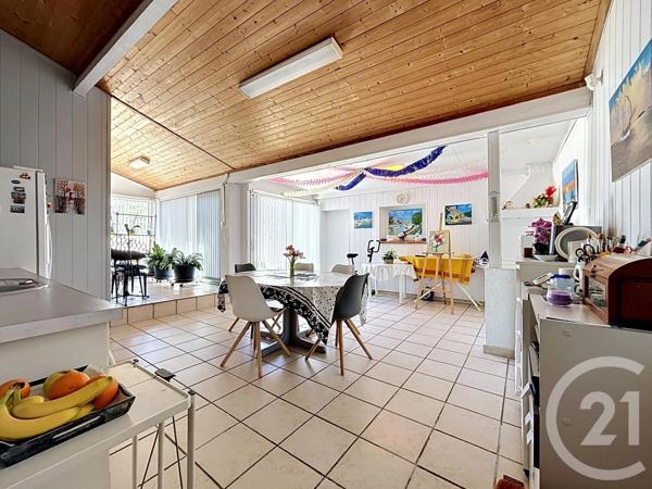 Maison à vendre  5 pièces - 144,07 m 2   MAUGUIO CARNON  - 34