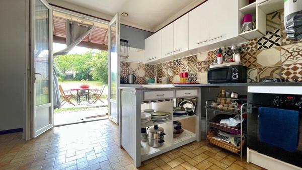 Dpt Dordogne (24), à vendre proche de BERGERAC maison P4