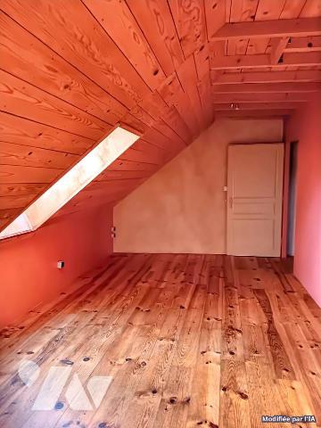 Maison de village sur la commune de BEAUFORT ORBAGNA.