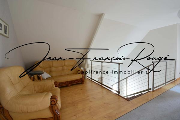 Saint-Marcouf, à 200 mètres de la plage, maison de qualité avec de beaux volumes et une vie de plain-pied !!!