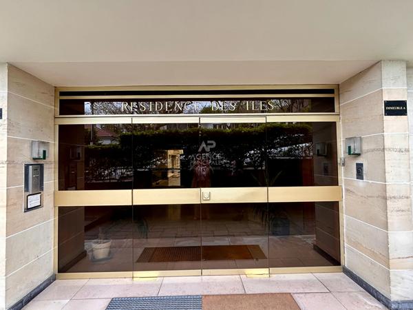 Appartement Maisons Laffitte 3 pièce(s) 58 m2 - ASCENSEUR 350 000 € **  - Référence  4666