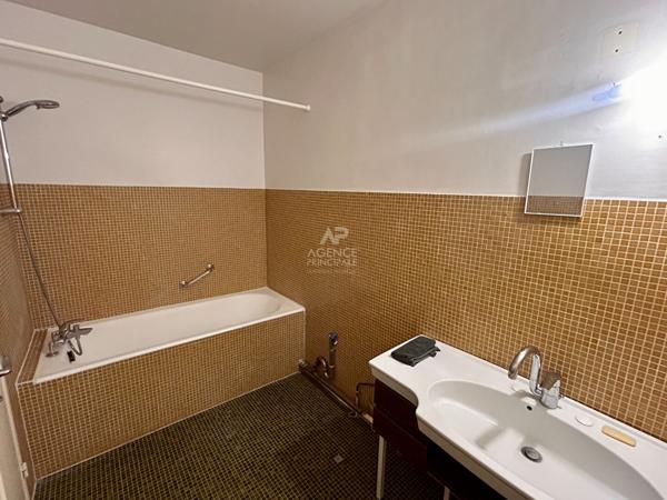 Appartement Maisons Laffitte 3 pièce(s) 58 m2 - ASCENSEUR 350 000 € **  - Référence  4666