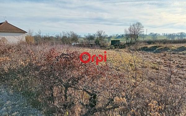 Terrain à vendre    Gouzon