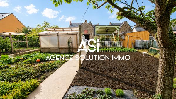 MAISON DE VILLAGE CENTRE BOURG AVEC JARDIN ET 2 GARAGE