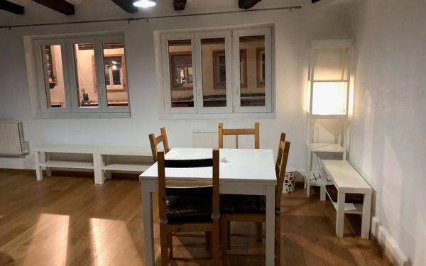 Appartement à louer    3 pièces •  Strasbourg