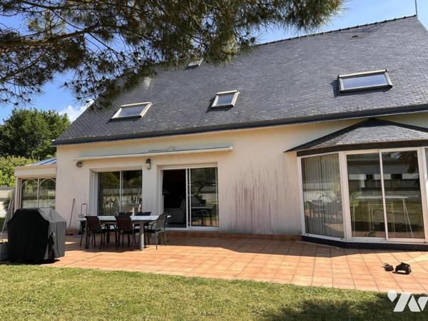 A VENDRE 56 SURZUR, au calme en impasse, maison 2000 sur terrain 1954 m²