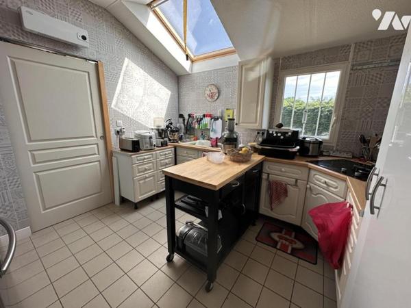 A VENDRE 56 SURZUR, au calme en impasse, maison 2000 sur terrain 1954 m²