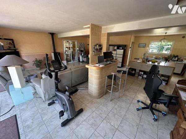 A VENDRE 56 SURZUR, au calme en impasse, maison 2000 sur terrain 1954 m²