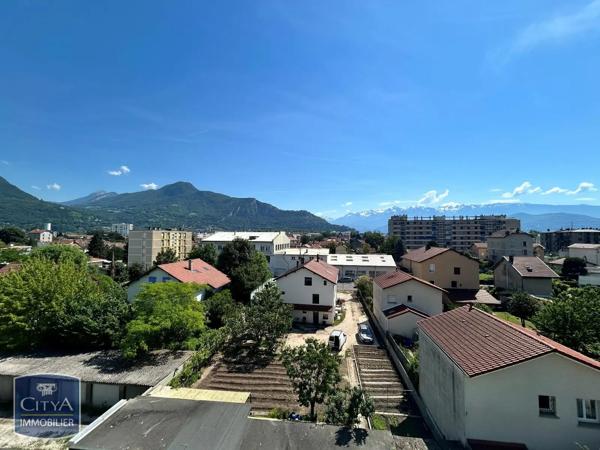Appartement à louer 4 pièces 62.65m² Fontaine (38600)