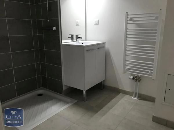 Appartement à louer 2 pièces 48.05m² Chambray-lès-Tours (37170)