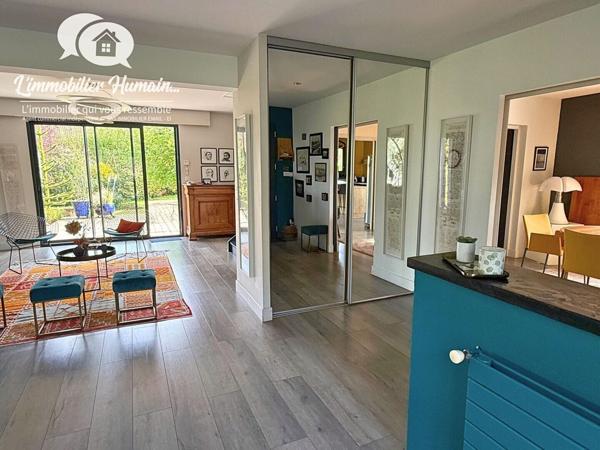 CONTEMPORAINE, VOLUMES RARES, JARDIN PAYSAGER, 20 MIN DE ROUEN 824 000 €