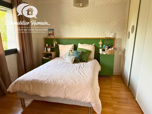 CONTEMPORAINE, VOLUMES RARES, JARDIN PAYSAGER, 20 MIN DE ROUEN 824 000 €