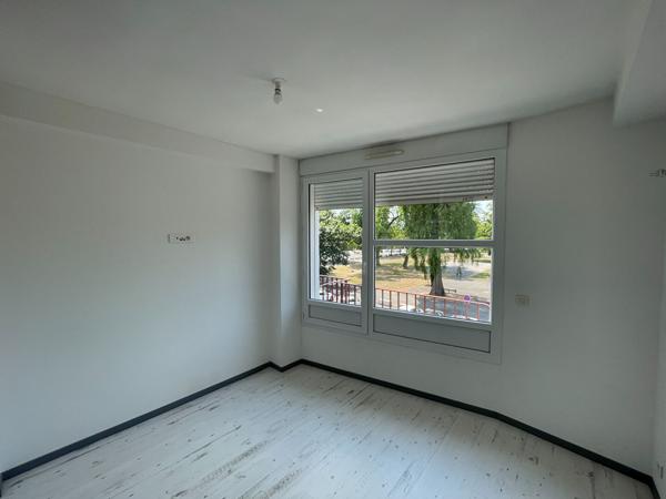 Appartement 4 pièces lumineux à vendre à Pau, Boulevard des Pyrénées