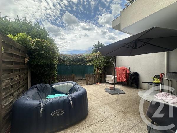 Appartement T3 à vendre  3 pièces - 64,10 m 2   GRENOBLE  - 38
