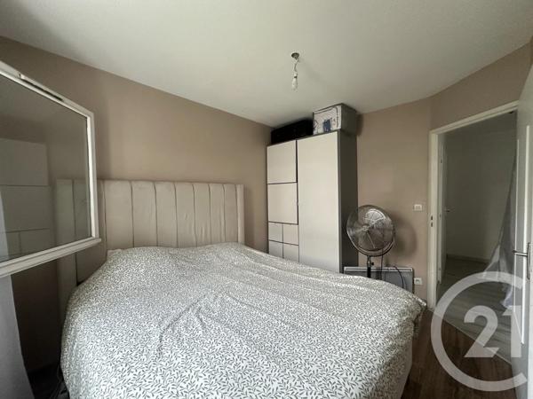 Appartement T3 à vendre  3 pièces - 64,10 m 2   GRENOBLE  - 38