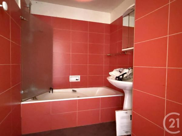 Appartement F4 à vendre  4 pièces - 117,62 m 2   SEYSSINET PARISET  - 38