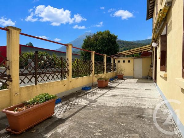 Appartement F4 à vendre  4 pièces - 117,62 m 2   SEYSSINET PARISET  - 38
