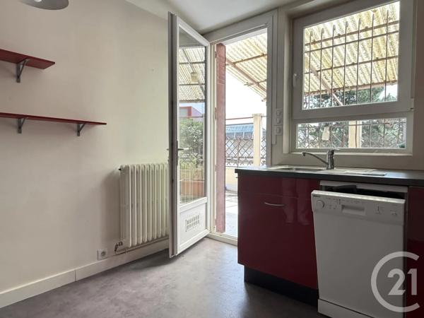 Appartement F4 à vendre  4 pièces - 117,62 m 2   SEYSSINET PARISET  - 38