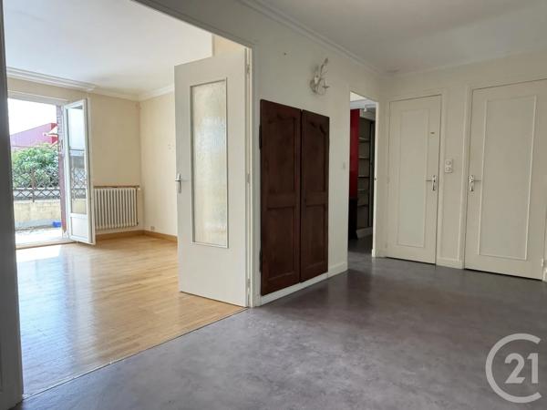 Appartement F4 à vendre  4 pièces - 117,62 m 2   SEYSSINET PARISET  - 38