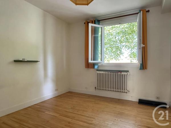 Appartement F4 à vendre  4 pièces - 117,62 m 2   SEYSSINET PARISET  - 38