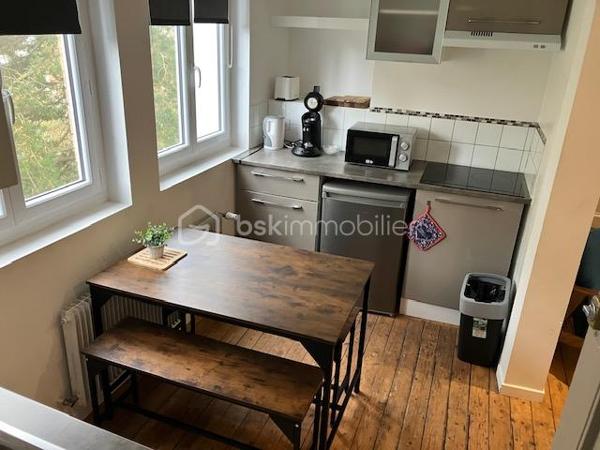 Immeuble commercial de 200 m²