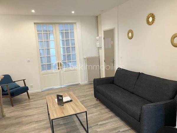 Immeuble commercial de 200 m²