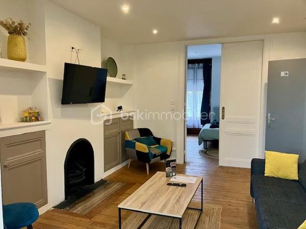 Immeuble commercial de 200 m²