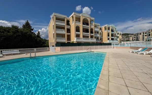 Appartement à vendre    4 pièces • 105,91 m2 Le Cannet