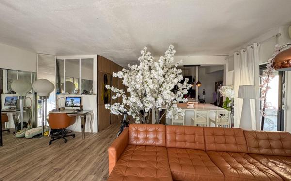 Appartement à vendre    4 pièces • 105,91 m2 Le Cannet