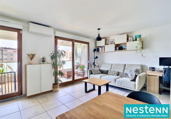 Appartement de type 3 de 65m2 avec terrasse et garage fermé situé sur le secteur de Carré de Soie