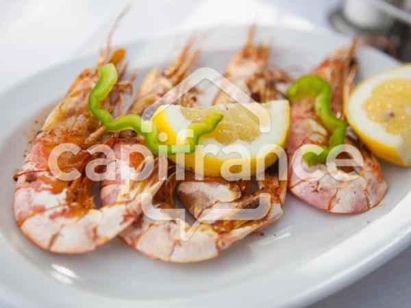 Fonds de commerce Restaurant 130m2 à vendre au cœur de NANTES (44) sur un axe très passant avec terrasse extérieure