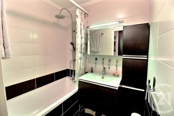 Appartement T4 à vendre  4 pièces - 83,50 m2 GAILLARD - 74