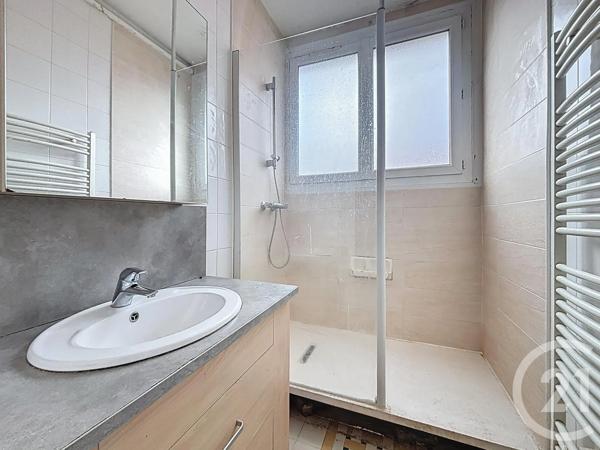 Appartement F4 à vendre  4 pièces - 81,78 m 2   LE PUY EN VELAY  - 43