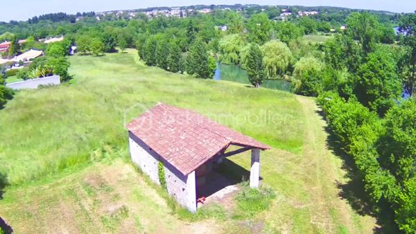 Terrain de 17 300 m²