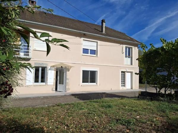 Location - Appartement Vaudrey 39380 4 pièces 90 m 2