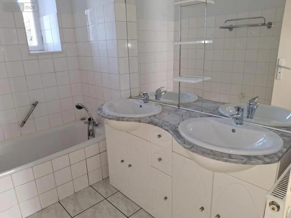 Location - Appartement Vaudrey 39380 4 pièces 90 m 2