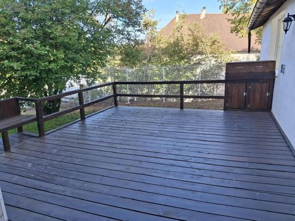 Location - Appartement Vaudrey 39380 4 pièces 90 m 2