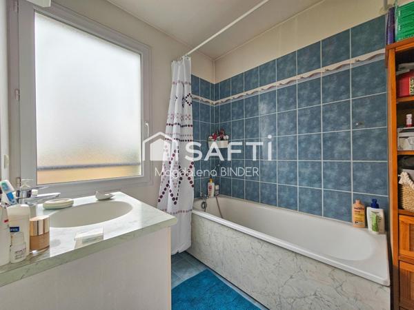 Appartement T2 face à la Ferme Neuve à Grigny (rue Henri Rol-Tanguy)