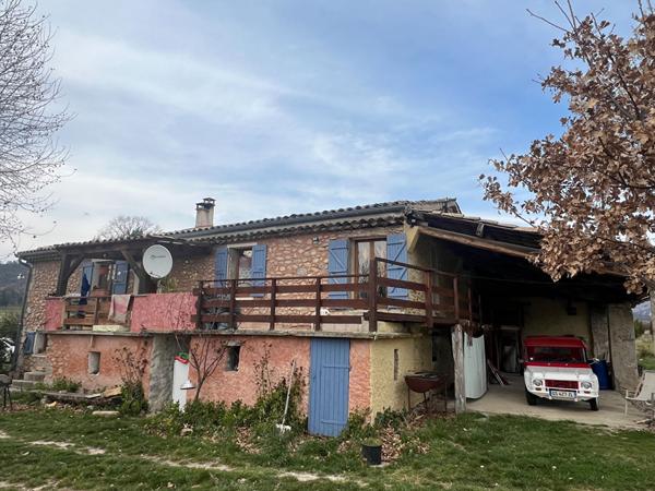 Maison Salignac 9 pièce(s) 266 m2 Bâtisse en pierres avec vue panoramique  Alpes de hautes provence