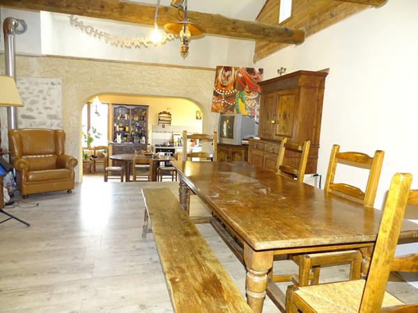 Maison Salignac 9 pièce(s) 266 m2 Bâtisse en pierres avec vue panoramique  Alpes de hautes provence