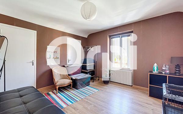 Maison à vendre    3 pièces •  Brive-la-Gaillarde