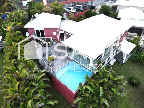 Magnifique Villa d'architecte vue mer  avec piscine et son T2 - Sainte-Marguerite - Le Moule