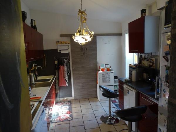 Vente / Maison T4 à Violès (84150)