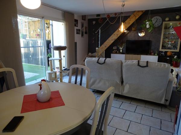 Vente / Maison T4 à Violès (84150)