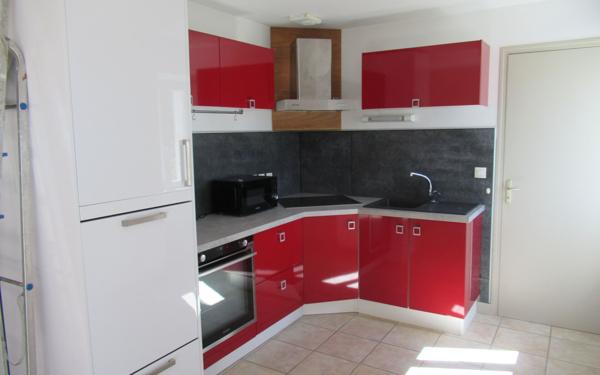 Maison à louer    5 pièces •  Saint-Yrieix-la-Perche