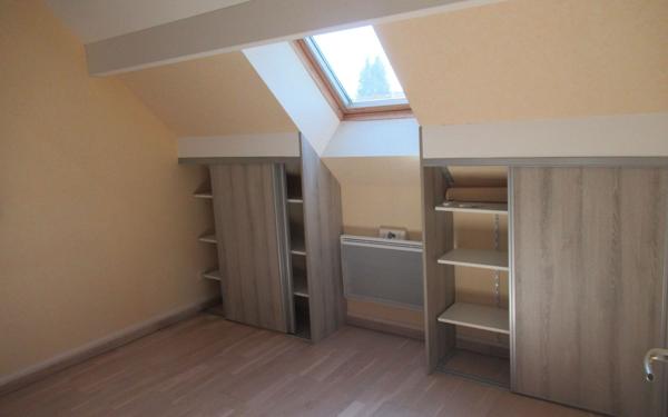 Maison à louer    5 pièces •  Saint-Yrieix-la-Perche