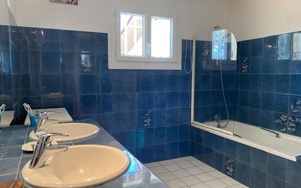 Maison à vendre    5 pièces •  Saint-Loubès