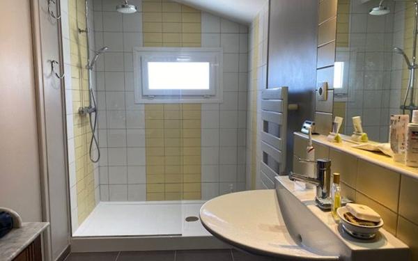 Maison à vendre    5 pièces •  Saint-Loubès