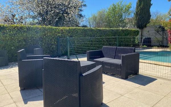 Maison à vendre    5 pièces •  Saint-Loubès